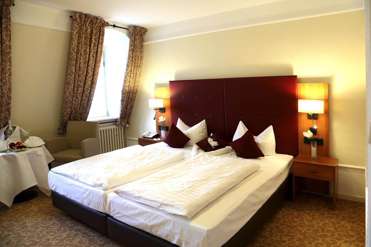 Hotel Furstenhof บัดเพอร์ทอนท์ ภายนอก รูปภาพ
